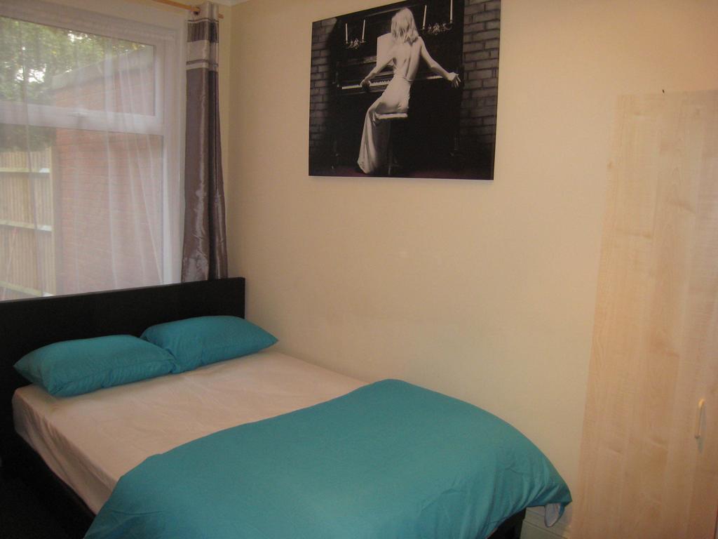 The Dream Resthouse Hotel Лондон Стая снимка