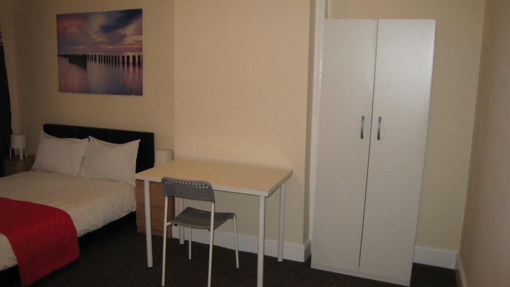 The Dream Resthouse Hotel Лондон Екстериор снимка