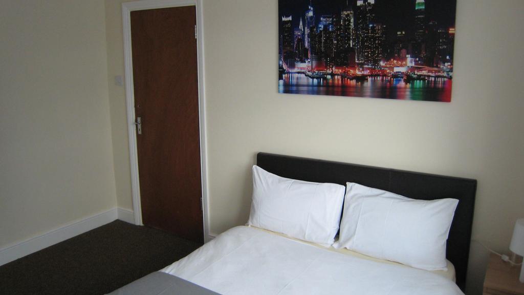 The Dream Resthouse Hotel Лондон Екстериор снимка