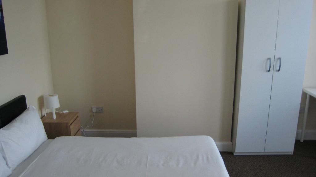 The Dream Resthouse Hotel Лондон Екстериор снимка